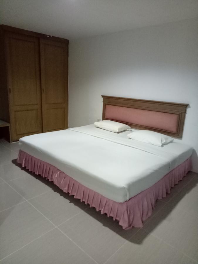 Tongpoon Hotel Бангкок Екстер'єр фото