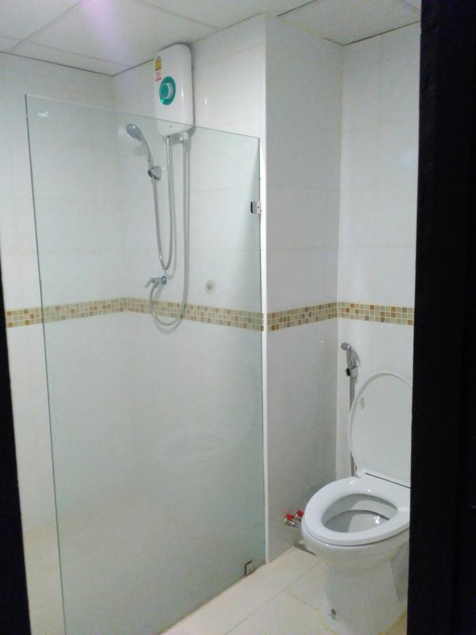 Tongpoon Hotel Бангкок Екстер'єр фото