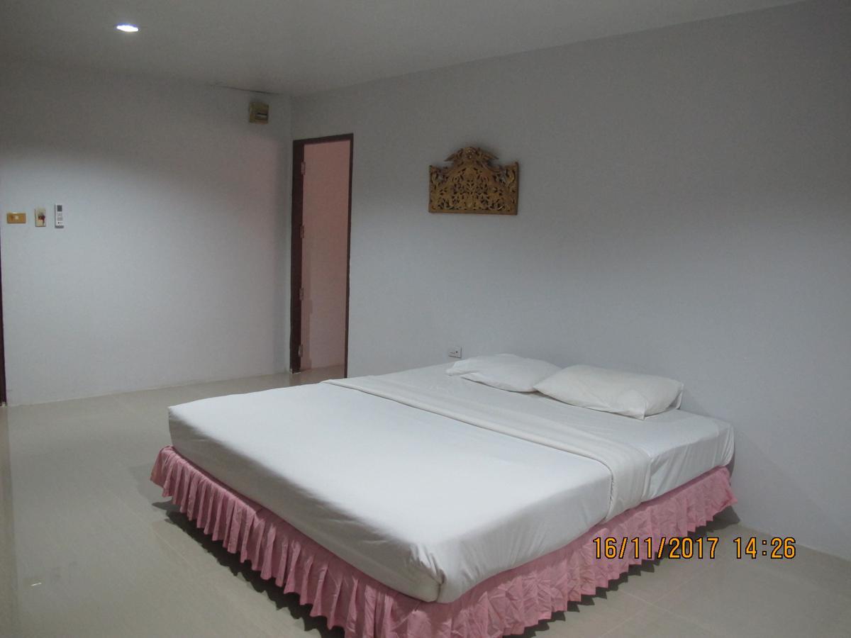 Tongpoon Hotel Бангкок Екстер'єр фото